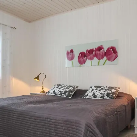 Kurki By Interhome Pertunmaa
